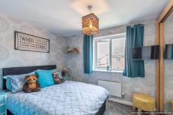 2 bed terraced house for sale in Church Street, Gainsborough