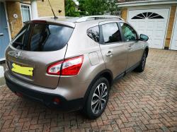 NISSAN QASHQAI N-TEC + CVT 2013 - only 32k miles with 1 owner