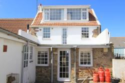 3 bed cottage for sale in 3 Victoria Street, Alderney
