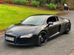 Audi R8 4.2 V8 ++ LEFT HAND DRIVE [LHD] ++ VERY HIGH SPEC ++ CARBON PACK ++