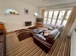 4 bed detached bungalow for sale in 78 Liverpool Road, Longton, Preston